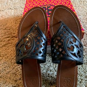 Tory Burch Thatched Perf Logo Thong